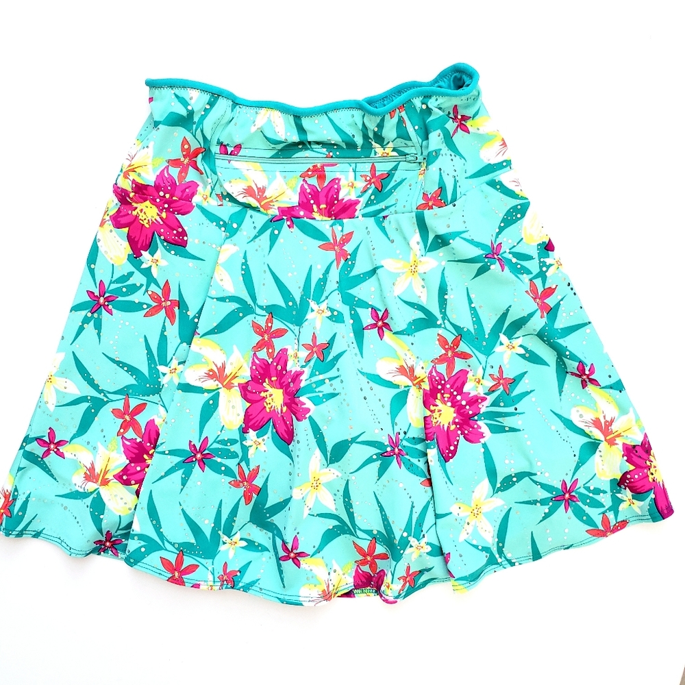 NWOT Running Gorgeous Aqua Floral Running Skort Shorts Underneath Attached